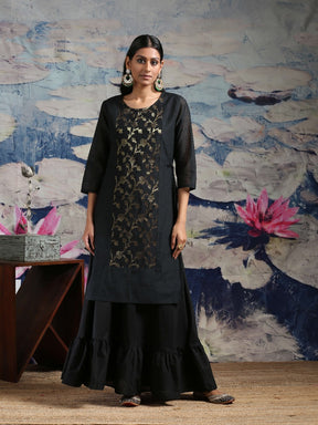 Cotton baswada kurta with center zari baswada panel & side tassel tie-up, along with tiered skirt Black