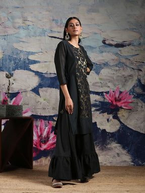 Cotton baswada kurta with center zari baswada panel & side tassel tie-up, along with tiered skirt Black