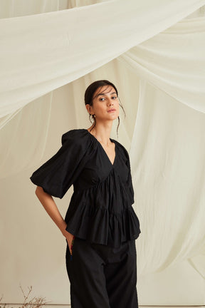 Balloon sleeve tiered cotton poplin top-Midnight Black