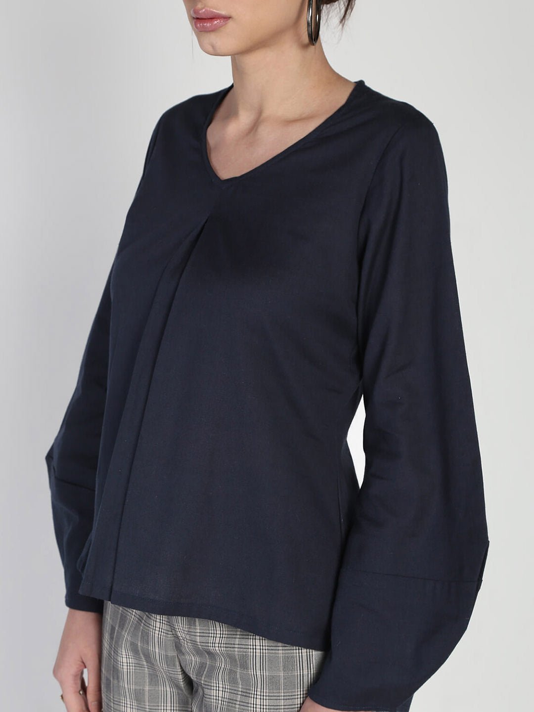 Inverted pleat solid Lantern sleeved cotton linen top