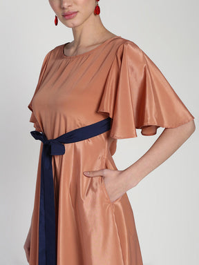 Waist detailed colorblocked crepe dress