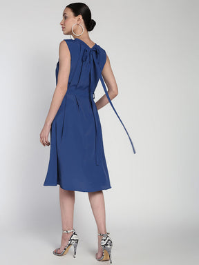 Belted Polycrepe dress with Neck detail