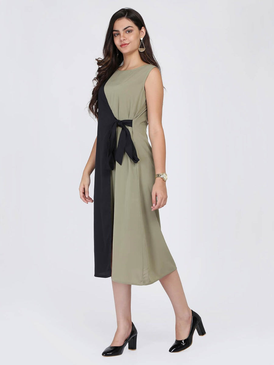 Dohyenne Color blocked Dress
