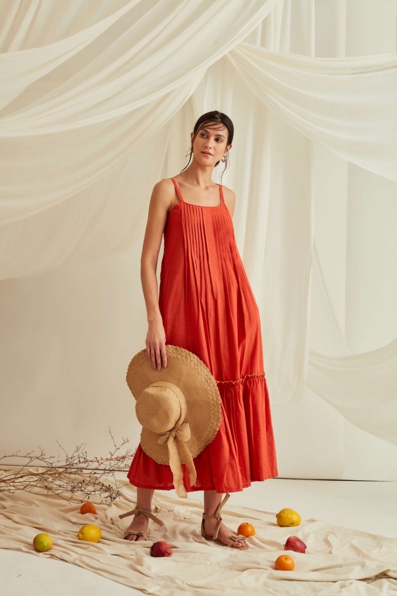 Strappy space tuck tiered maxi dress-Orange Rust