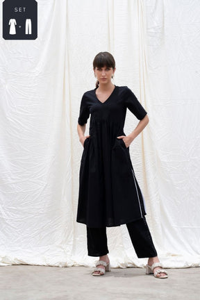 Midnight Black Mangalgiri Gathered Kurta With Pants