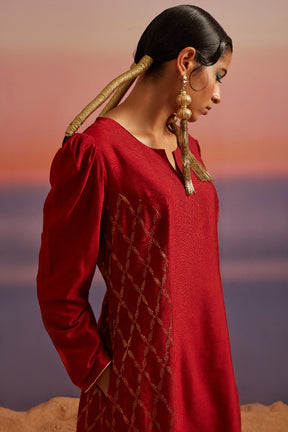 Buy Pink Kurta Banarasi Brocade Pant Raw Silk With Attached Cotton Set For  Women by Inara Jaipur Online at Aza Fashions.